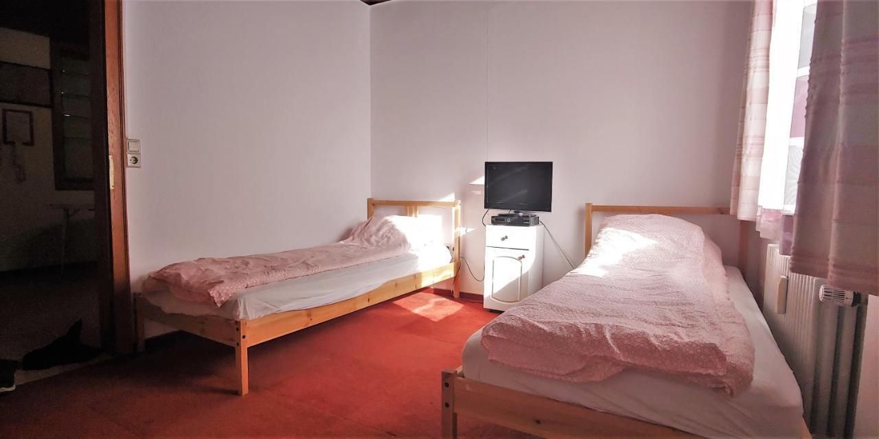 Grosse Wohnung Im Odenwald 1 쇠나우 외부 사진